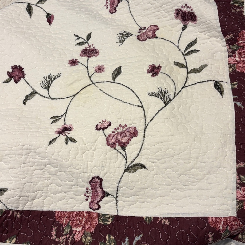 Embroidered Quilt - Picture 14 of 14